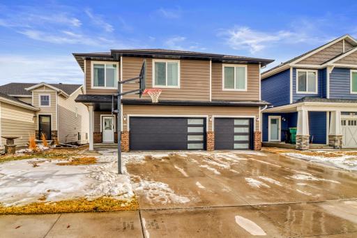 1161 ALBERT Court W, West Fargo, ND 58078