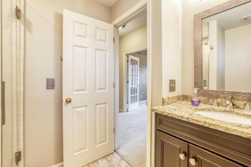 228 Ridgewood Avenue, Minneapolis, MN 55403