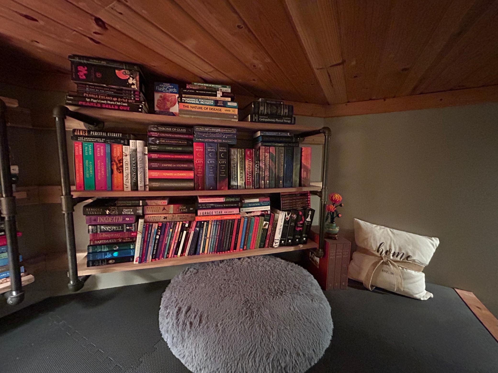 Family room loft--reading nook