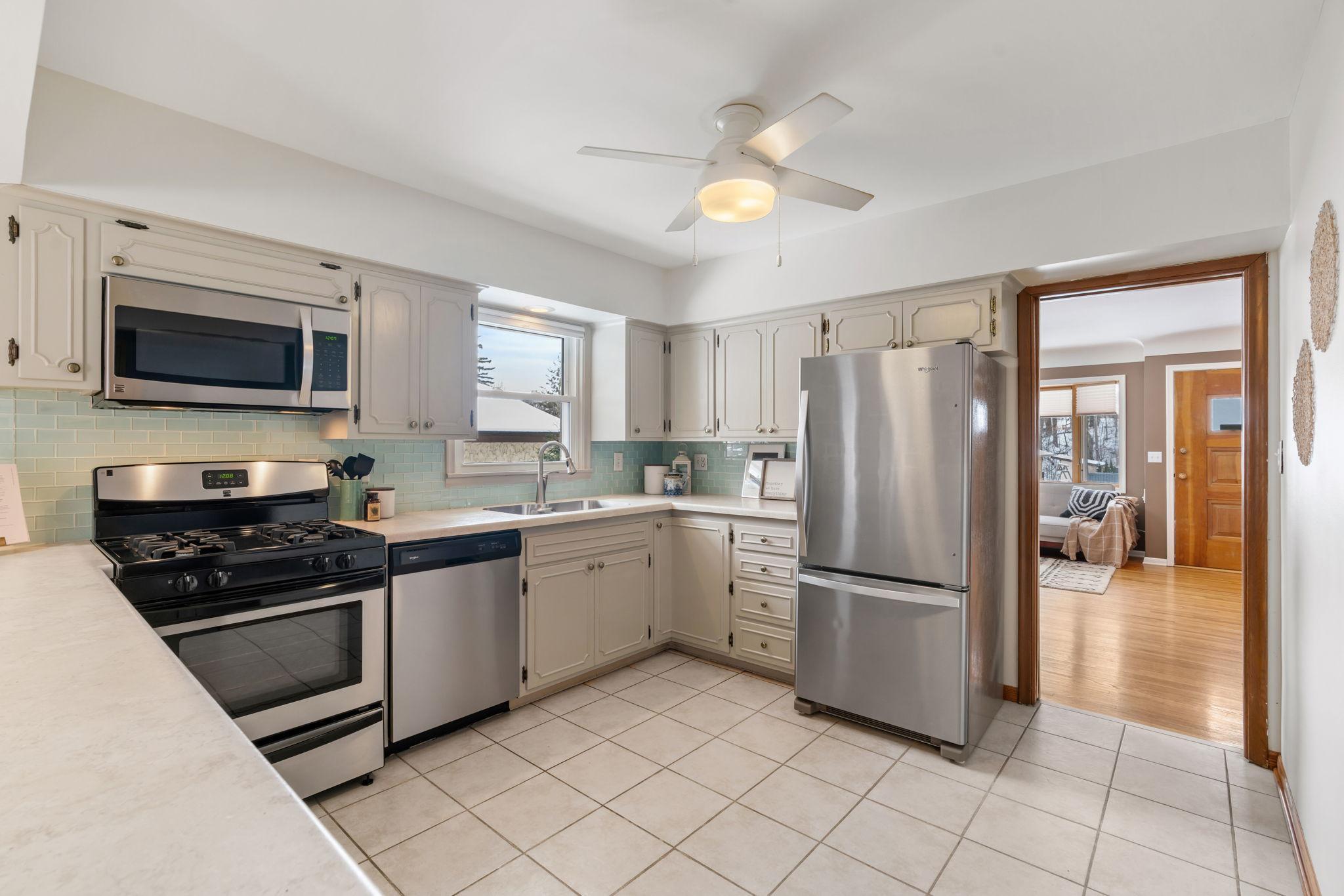 New fridge 2023, dishwasher 2024