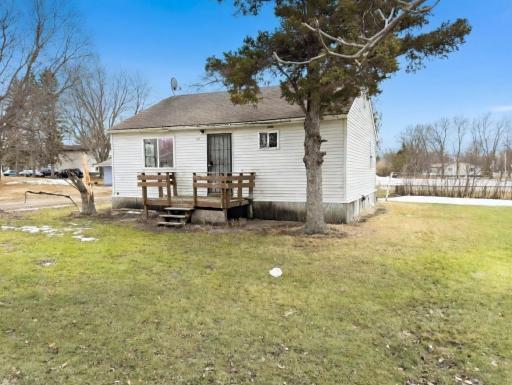 516 W Minnesota Avenue, Mahnomen, MN 56557