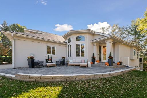 2600 Cedar Green, Minnetonka, MN 55305