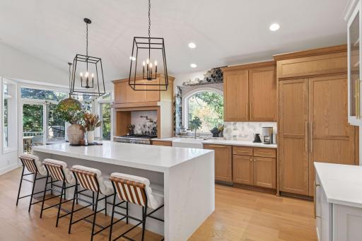 2600 Cedar Green, Minnetonka, MN 55305