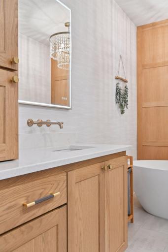 2600 Cedar Green, Minnetonka, MN 55305