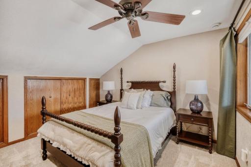 11926 Summerset Lane - Web Quality - 019 - 19 Primary Bedroom.jpg