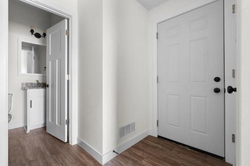 1795 Cleveland Court S, Cambridge, MN 55008