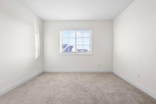 1795 Cleveland Court S, Cambridge, MN 55008