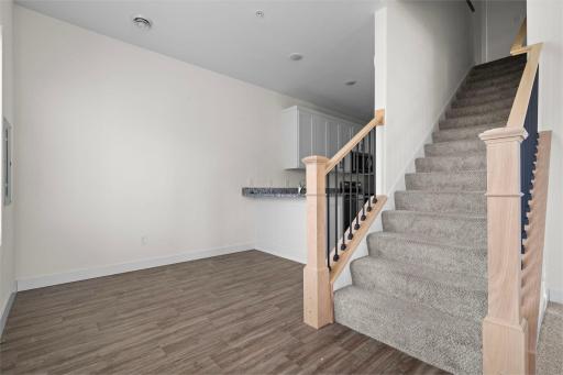 1795 Cleveland Court S, Cambridge, MN 55008