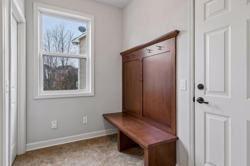 3319 Ridgestone Way, Woodbury, MN 55129