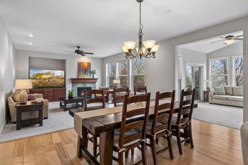 3319 Ridgestone Way, Woodbury, MN 55129