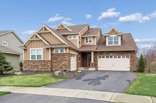 3319 Ridgestone Way, Woodbury, MN 55129