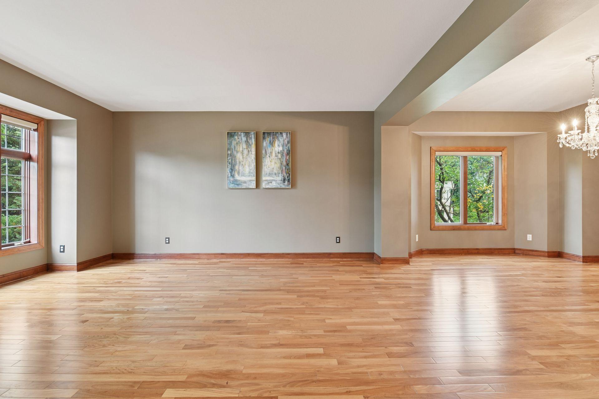 17558 George Moran Drive - Main floor has new hardwood flooring throughout. Sitting area and large dinning area for family gatherings.