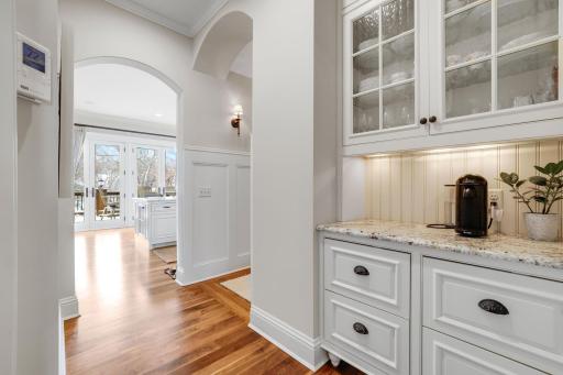 5500 Halifax Lane, Edina, MN 55424