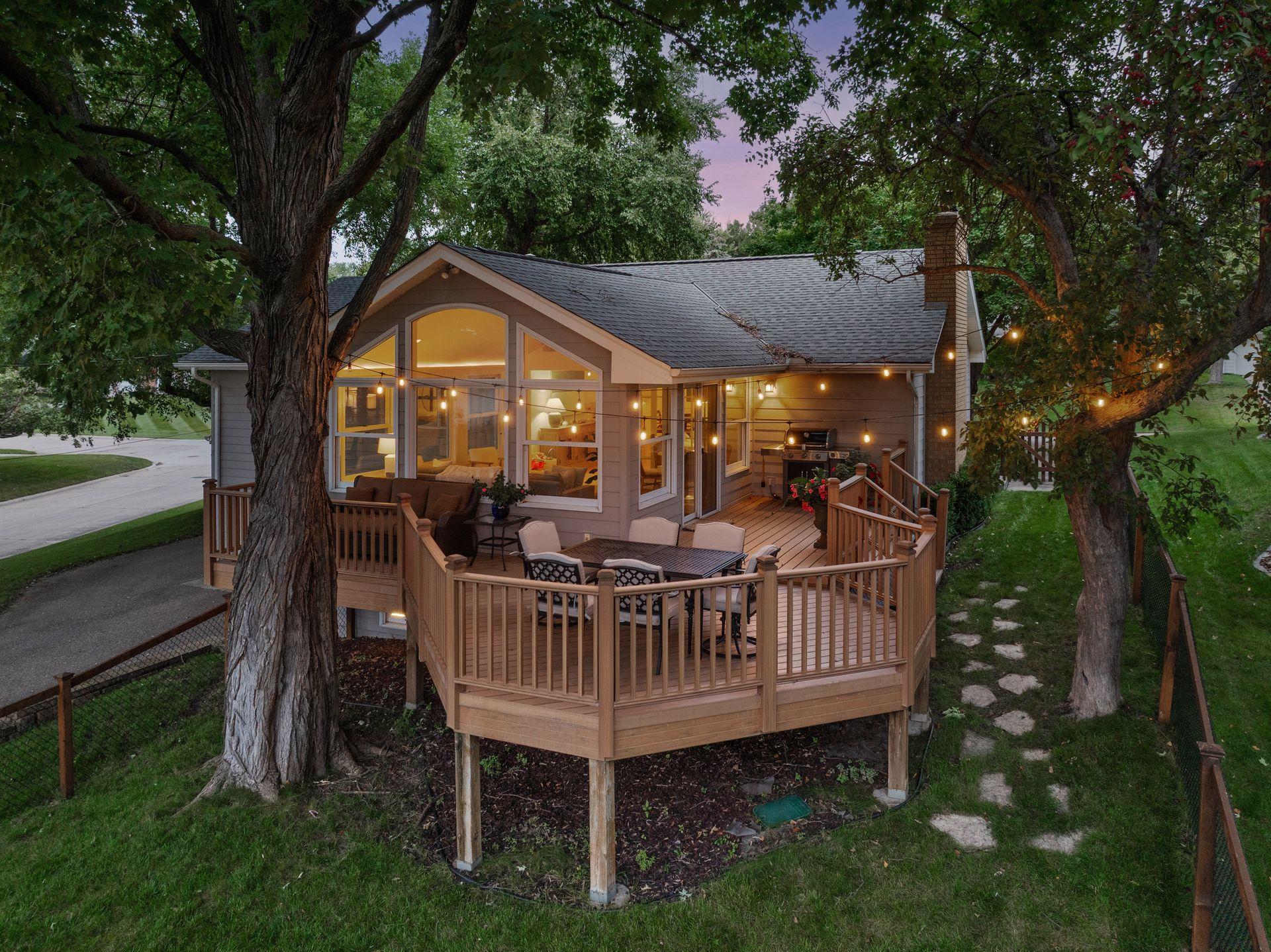 5167 Tifton Drive - Spacecrafting - 0004.jpg