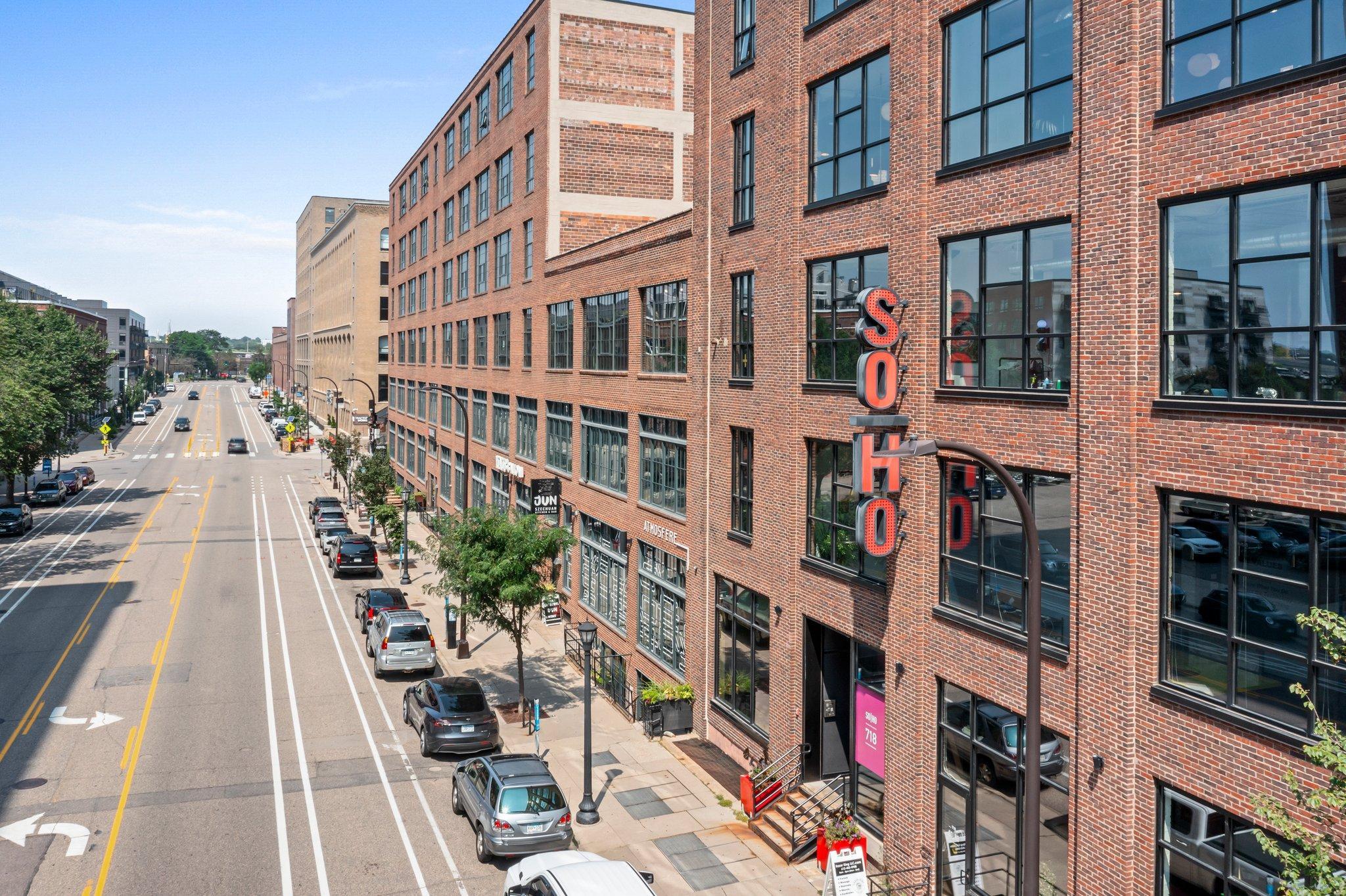 Exterior 2.jpg