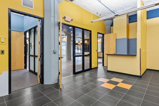 62-web-or-mls-718_N_Washington_Ave-148.jpg