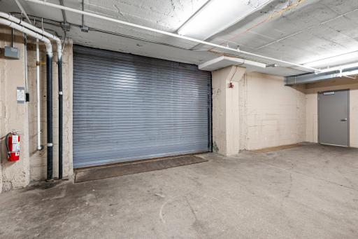 80-web-or-mls-718_N_Washington_Ave-205.jpg