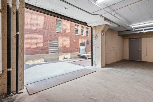 81-web-or-mls-718_N_Washington_Ave-208.jpg