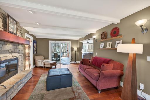 19055 Ridgewood Road, Wayzata, MN 55391