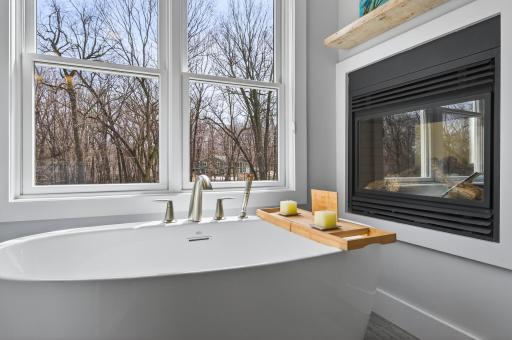 19055 Ridgewood Road, Wayzata, MN 55391