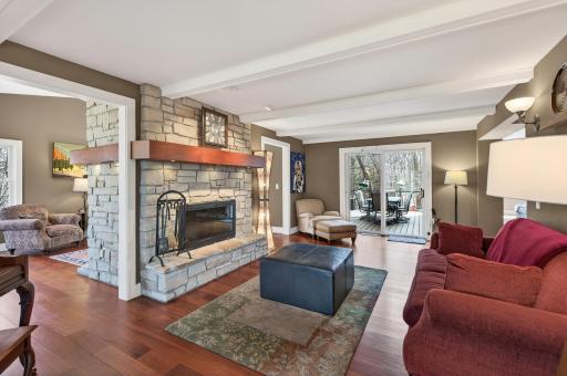 19055 Ridgewood Road, Wayzata, MN 55391