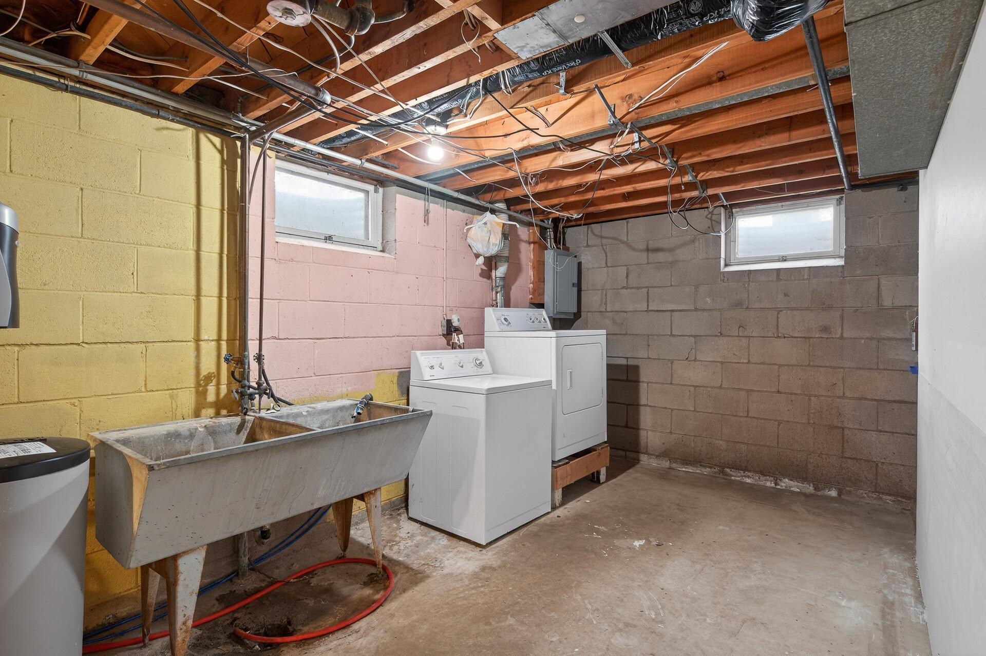Spacious Laundry Room