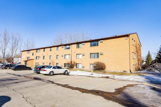 3619 Landeco Lane, Grand Forks, ND 58201