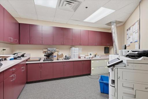 65-965 Larpenteur Ave W [2872296]- 065.jpg