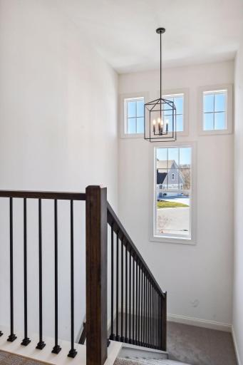 1886 Della Drive, Chanhassen, MN 55317