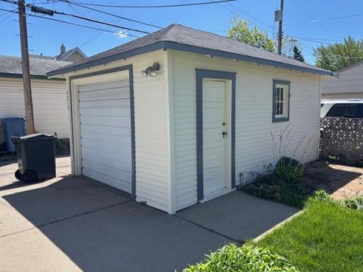 4215 Columbus Avenue, Minneapolis, MN 55407