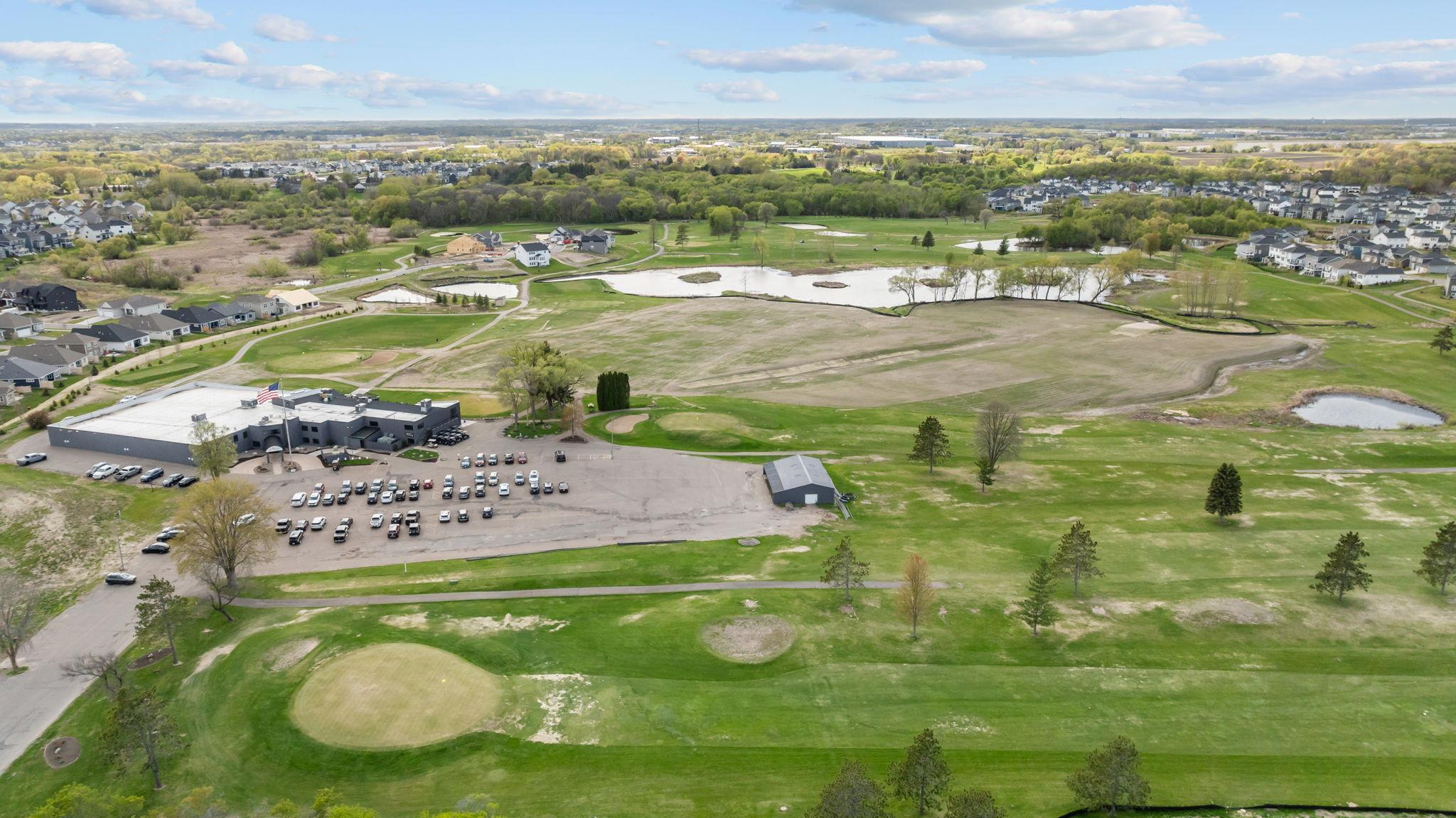 Sundance Golf Minutes Away