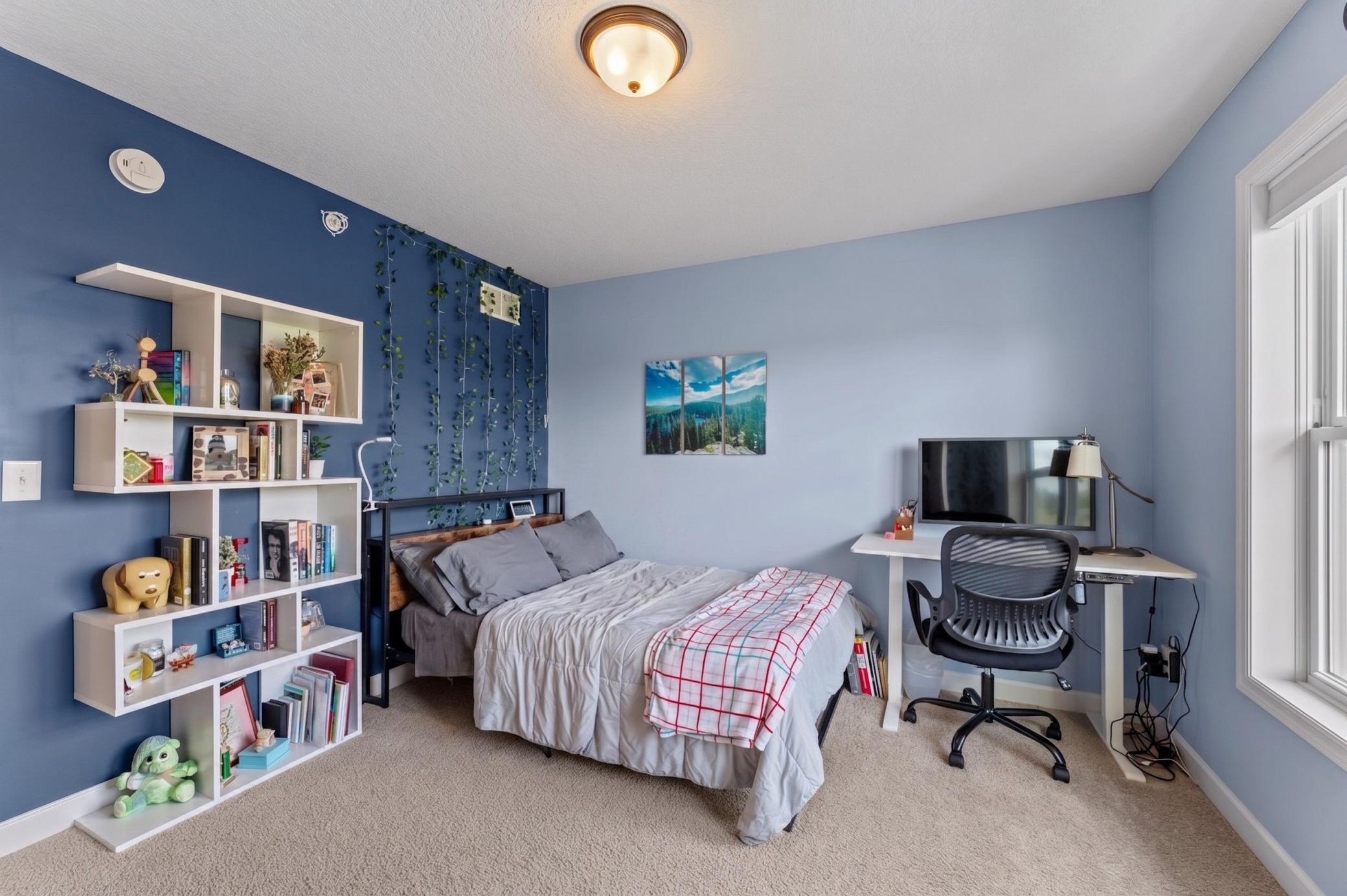 Bedroom 3 with WIC