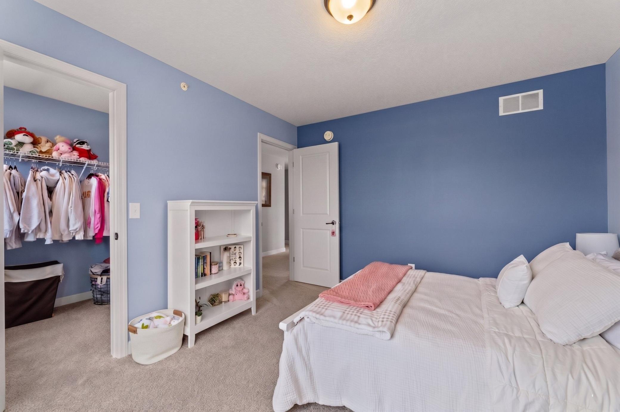 Bedroom 4 with WIC