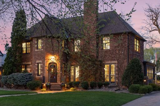4513 Edina Boulevard, Minneapolis, MN 55424