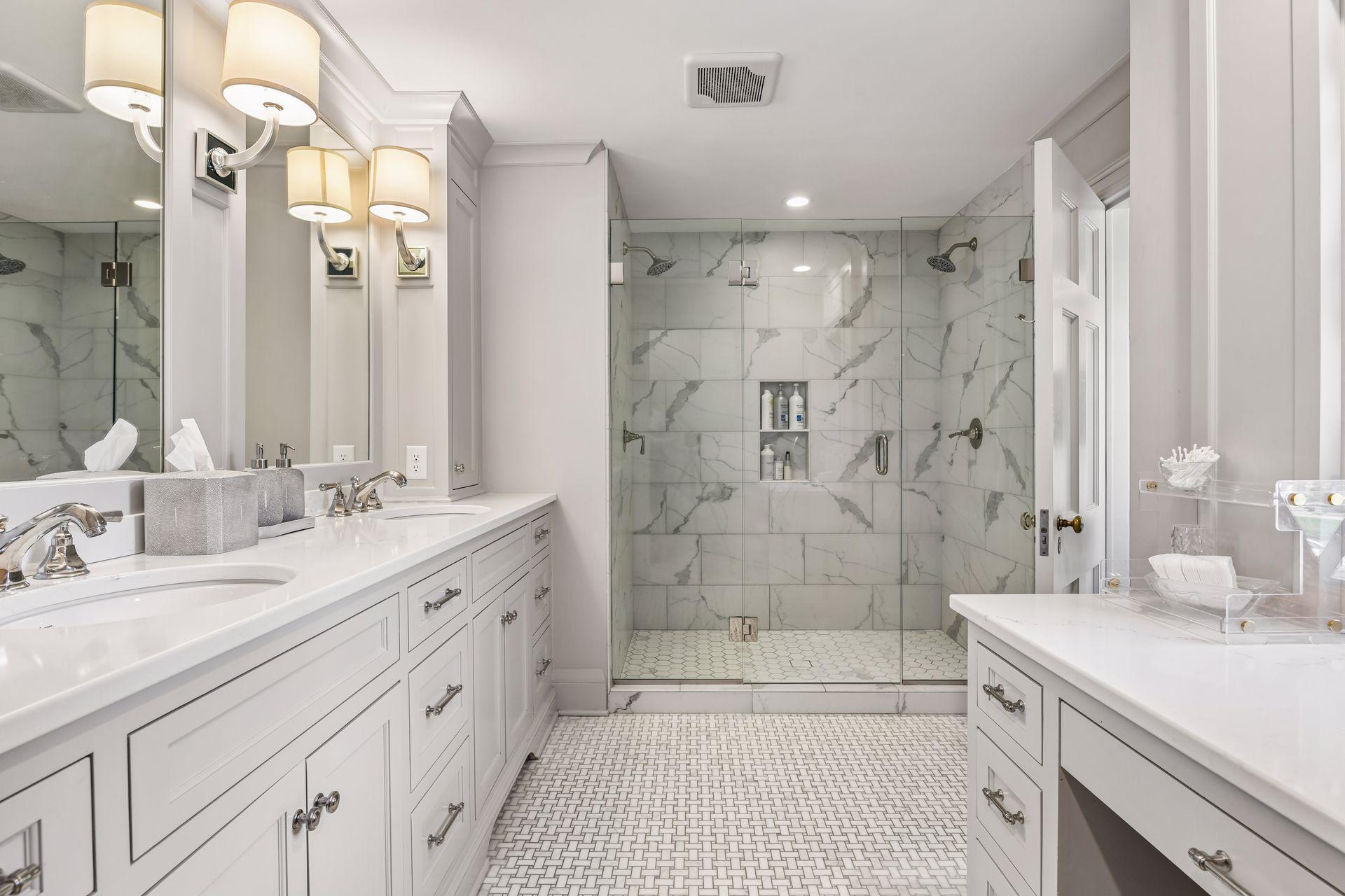 Master bath - spacious walk-in shower with 2 heads