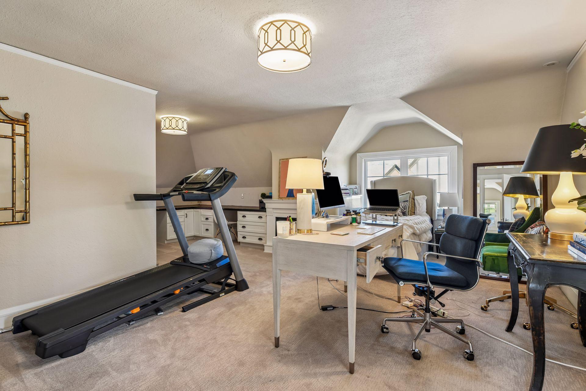 Bedroom #4 on the 3rd floor (en-suite with 3/4 bath)