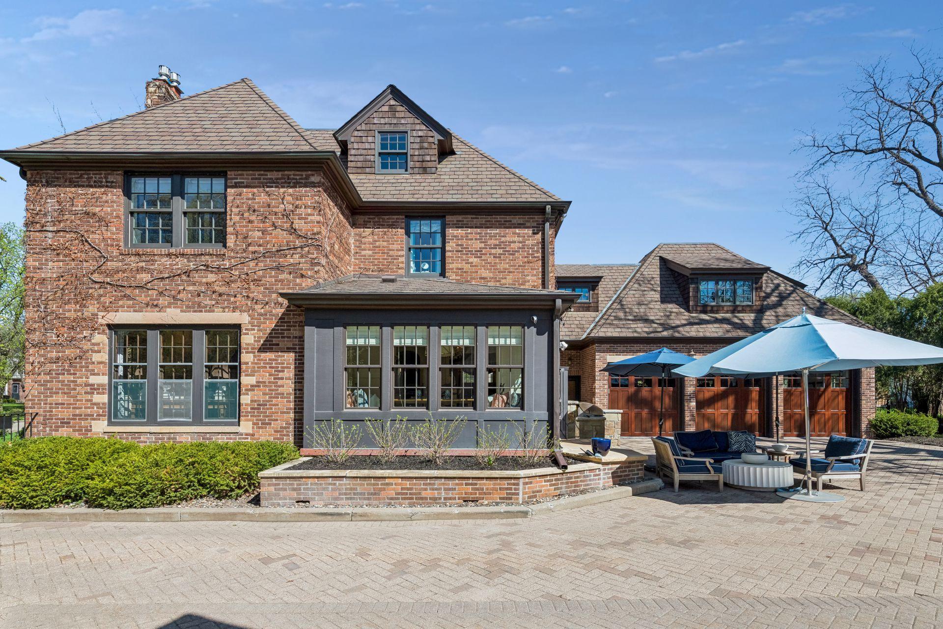 Side of home/grill area