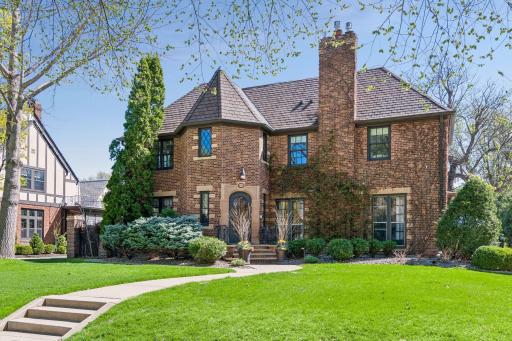 4513 Edina Boulevard, Minneapolis, MN 55424