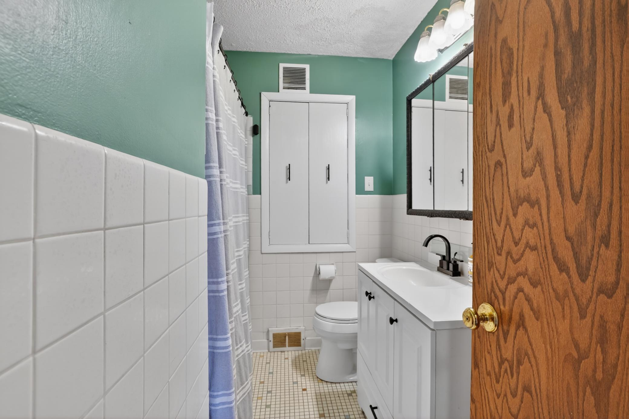 4100 43rd Ave N_00010.jpg