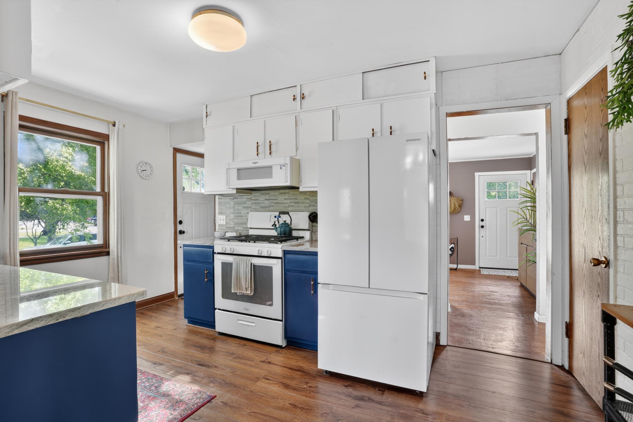 4100 43rd Ave N_00011.jpg