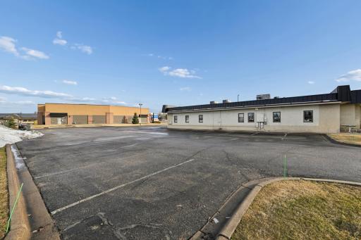Ample parking to cover all you needs. With room for over 45 vehicles plenty of space for both tenants.