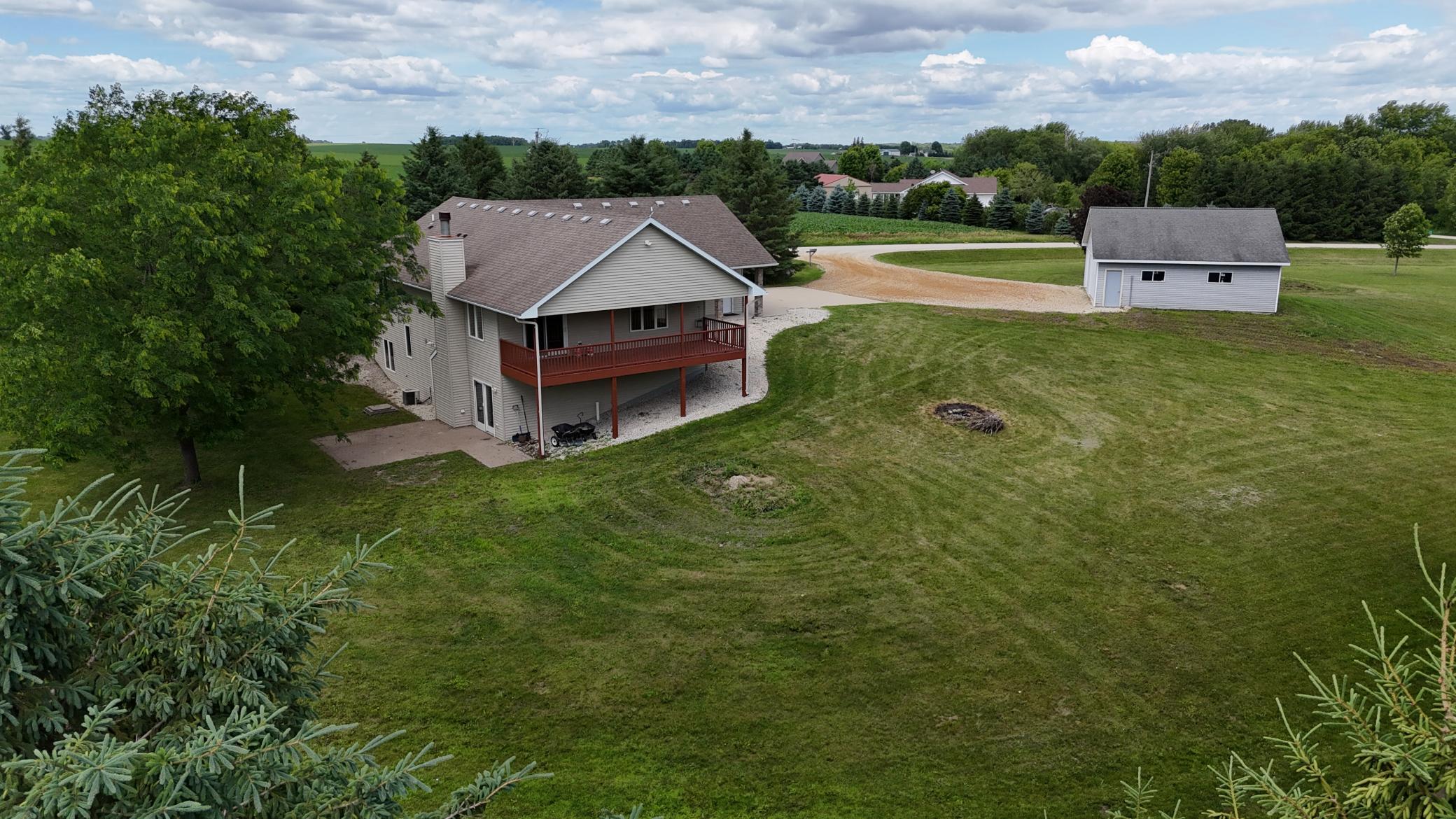 3 bed 3 bath home for sale on 7 acres 72329 320th St Racine MN 55967