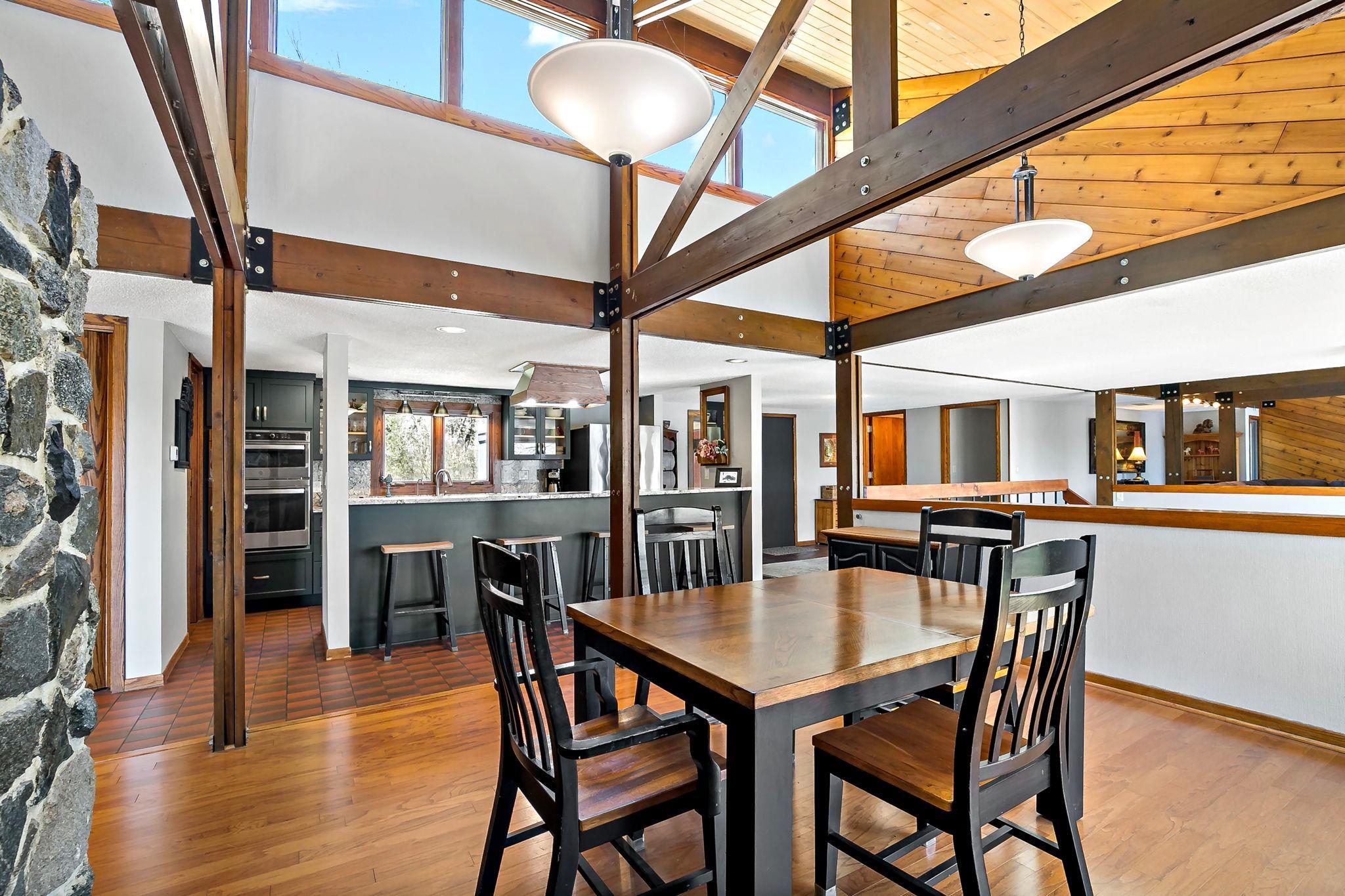 7481 Long Lake Rd, Willmar, MN