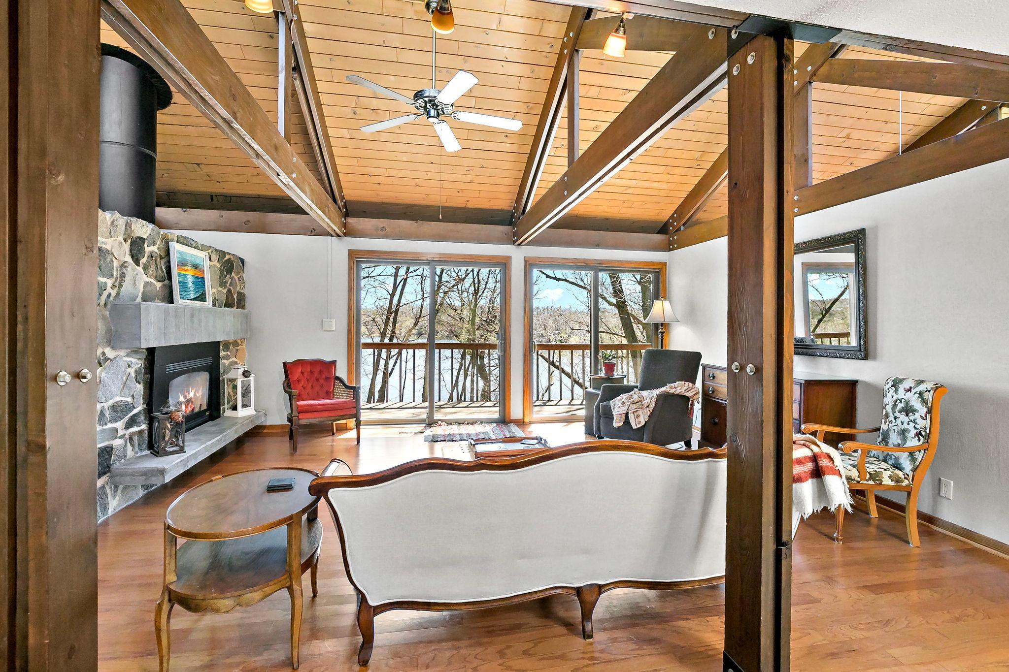 7481 Long Lake Rd, Willmar, MN