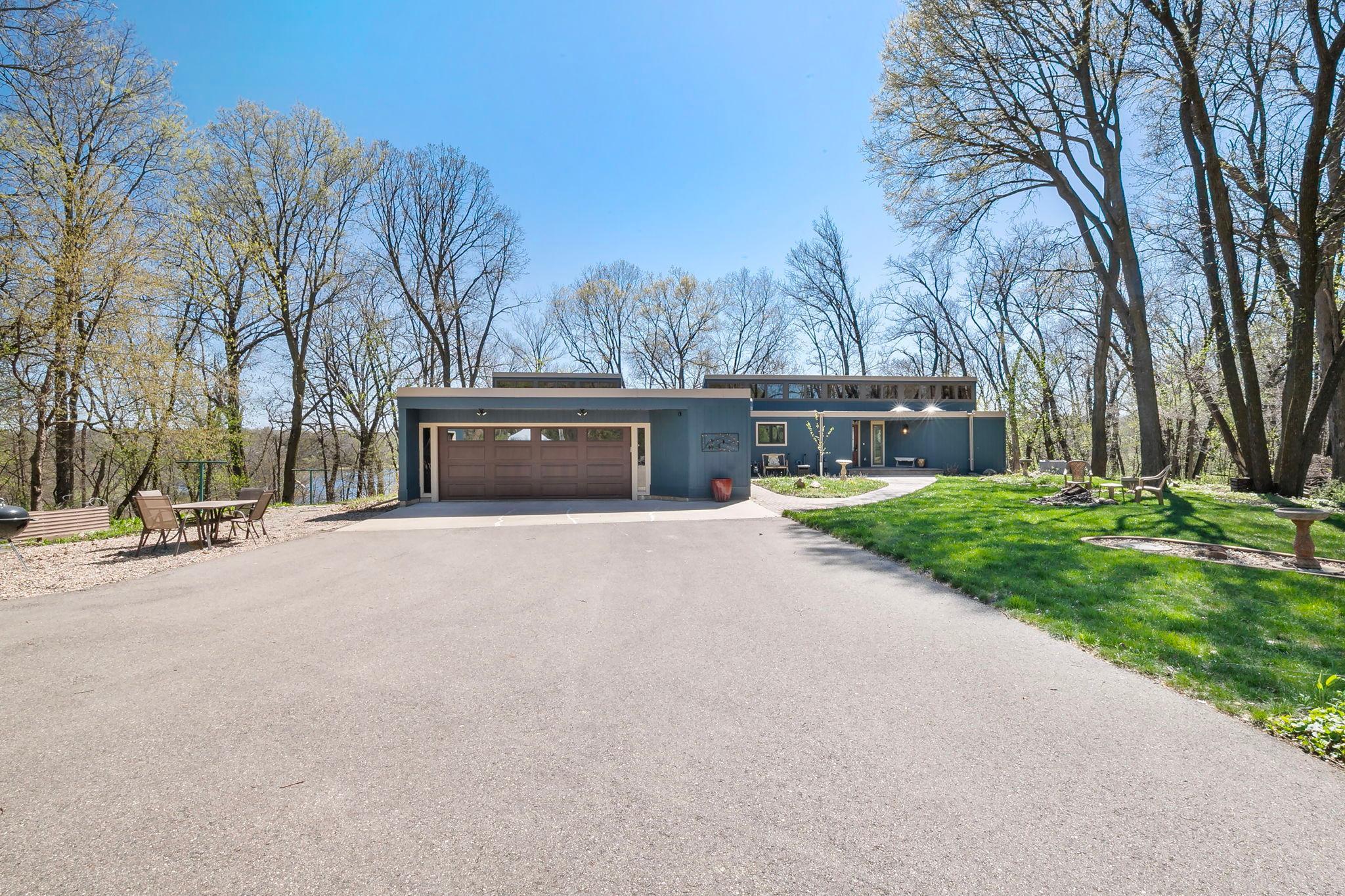 7481 Long Lake Rd, Willmar, MN