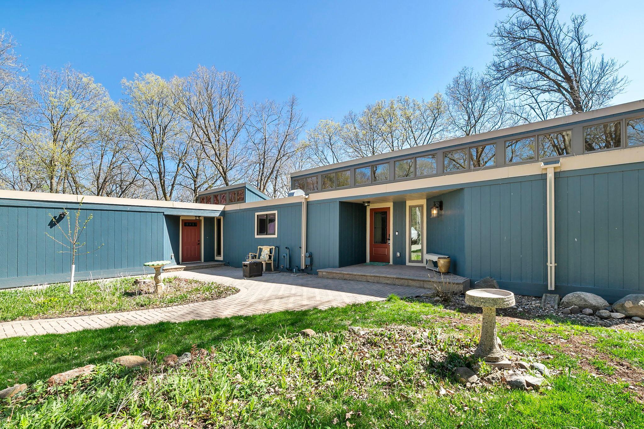 7481 Long Lake Rd, Willmar, MN