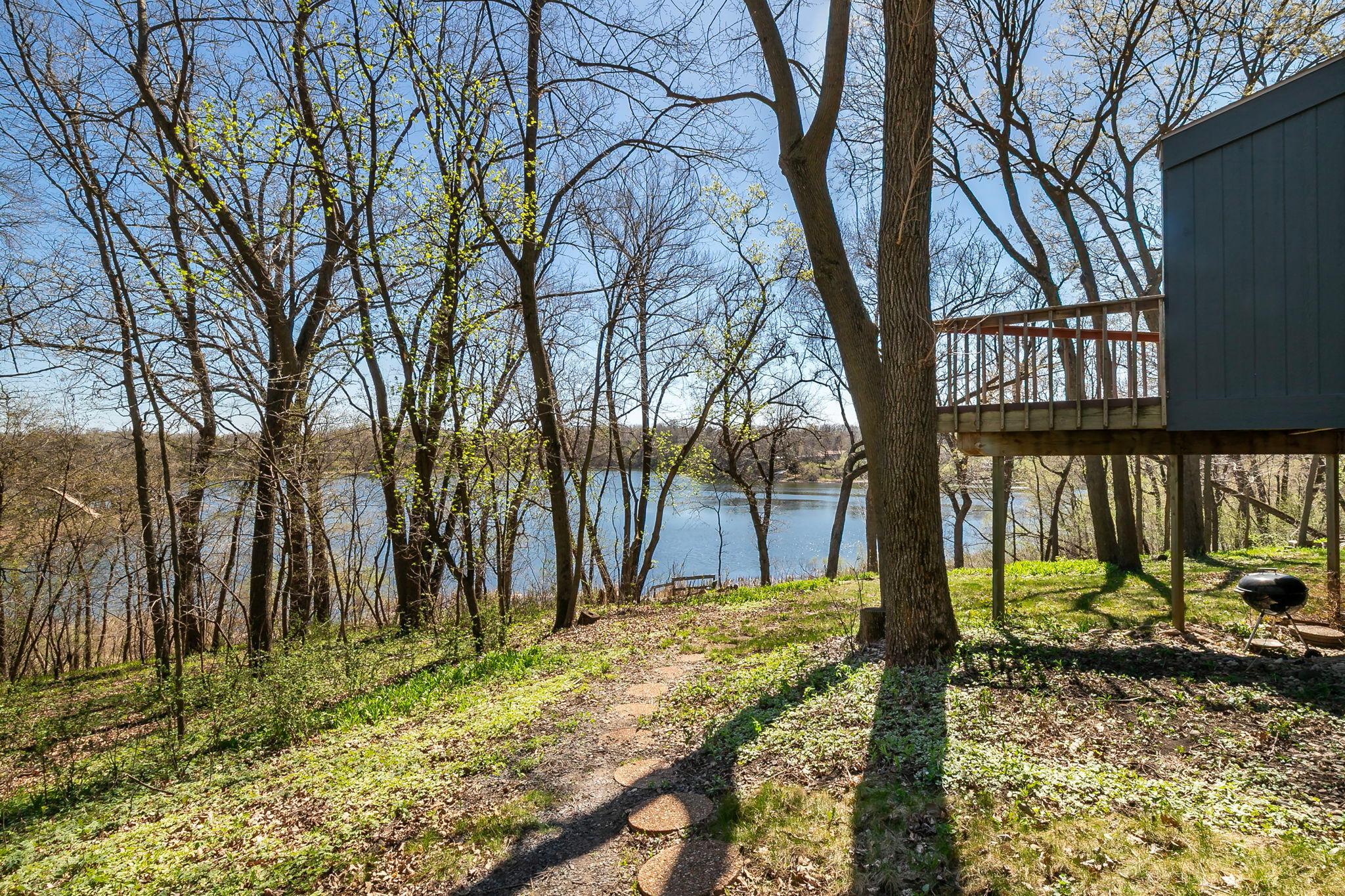 7481 Long Lake Rd, Willmar, MN