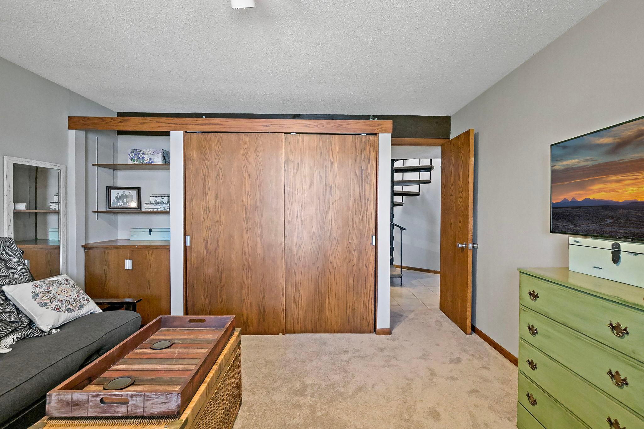 7481 Long Lake Rd, Willmar, MN