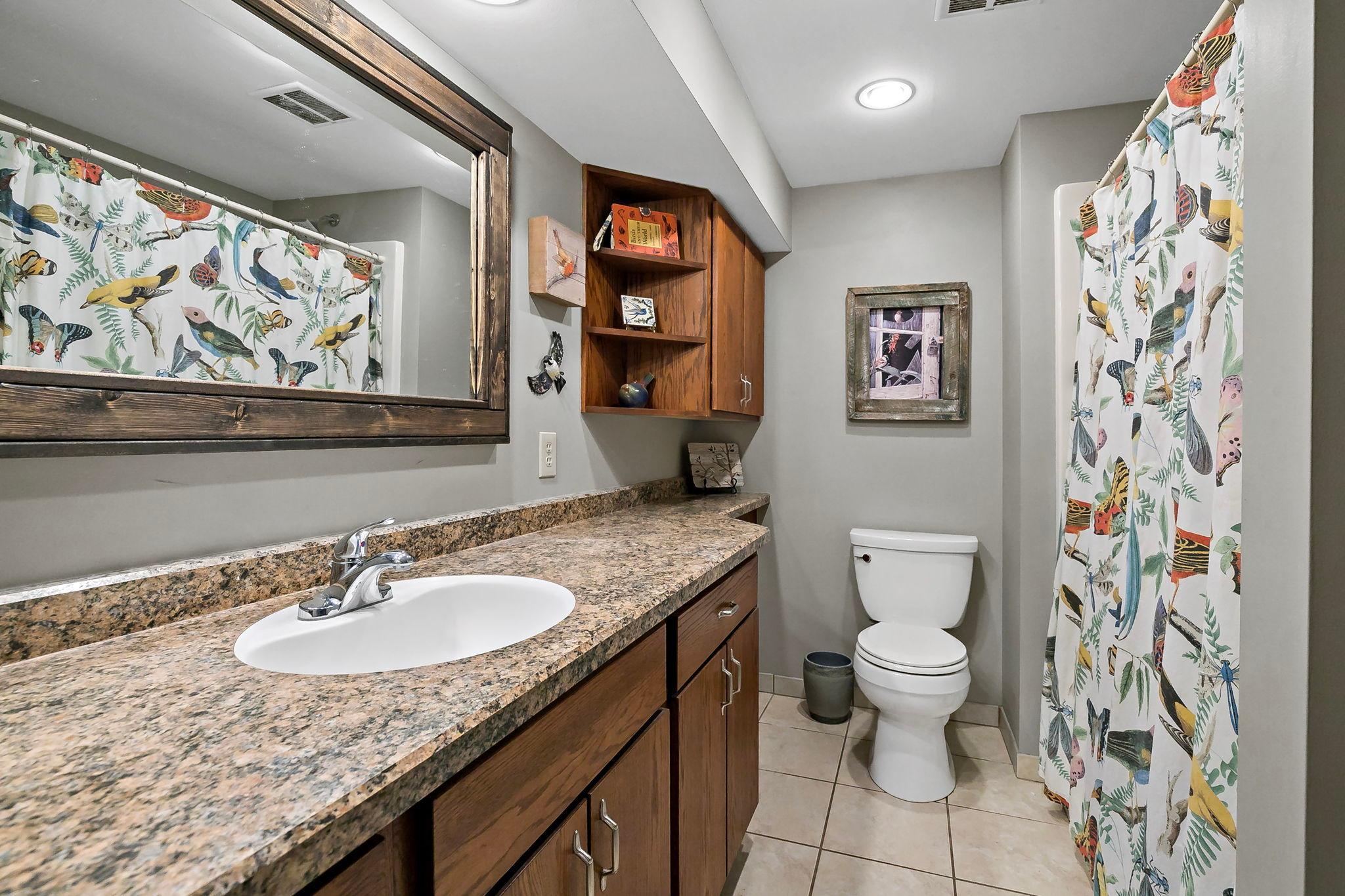 7481 Long Lake Rd, Willmar, MN