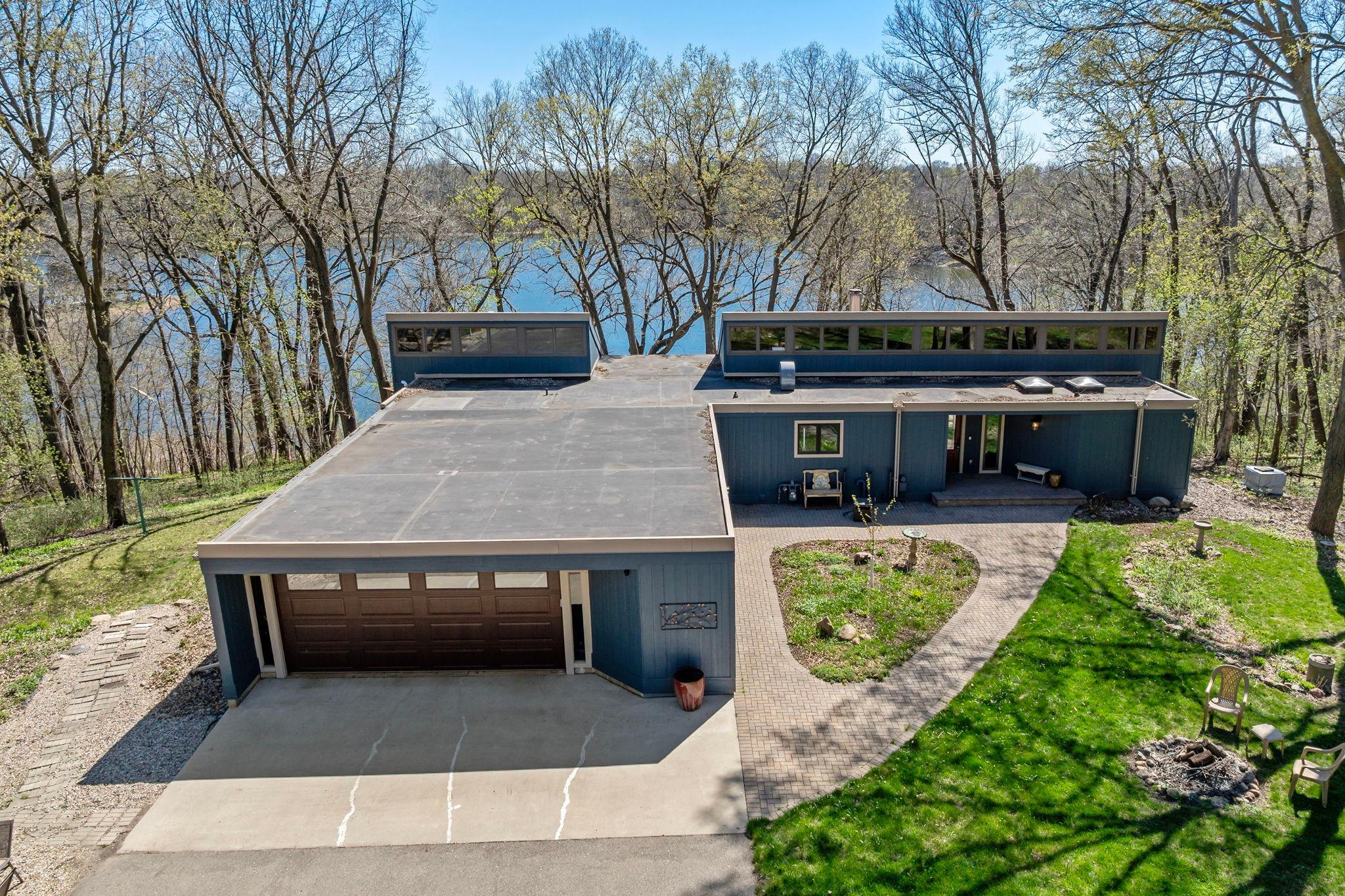 7481 Long Lake Rd, Willmar, MN